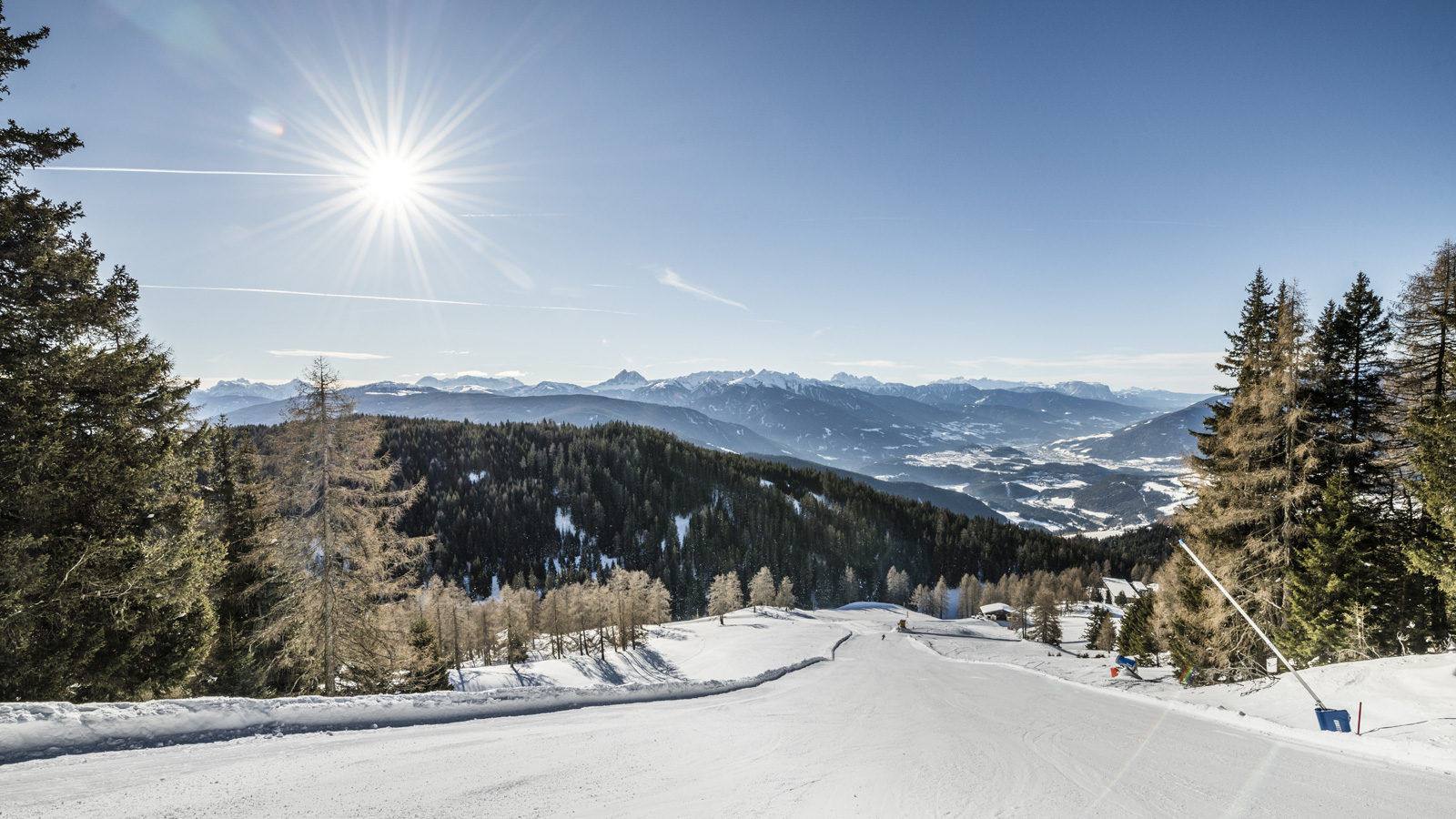 Eine gut präparierte Skipiste im Pustertal